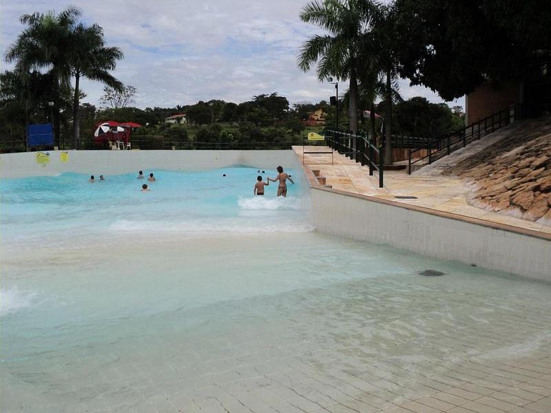 カルダス・ノバス Piazza Diroma Acesso Diroma Acqua Park Gratuito Star Temporadaアパートホテル エクステリア 写真
