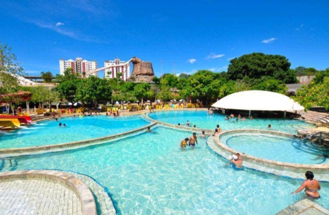 カルダス・ノバス Piazza Diroma Acesso Diroma Acqua Park Gratuito Star Temporadaアパートホテル エクステリア 写真