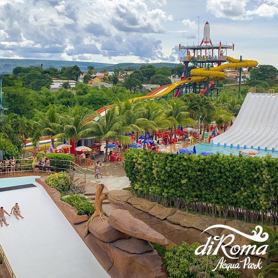 カルダス・ノバス Piazza Diroma Acesso Diroma Acqua Park Gratuito Star Temporadaアパートホテル エクステリア 写真