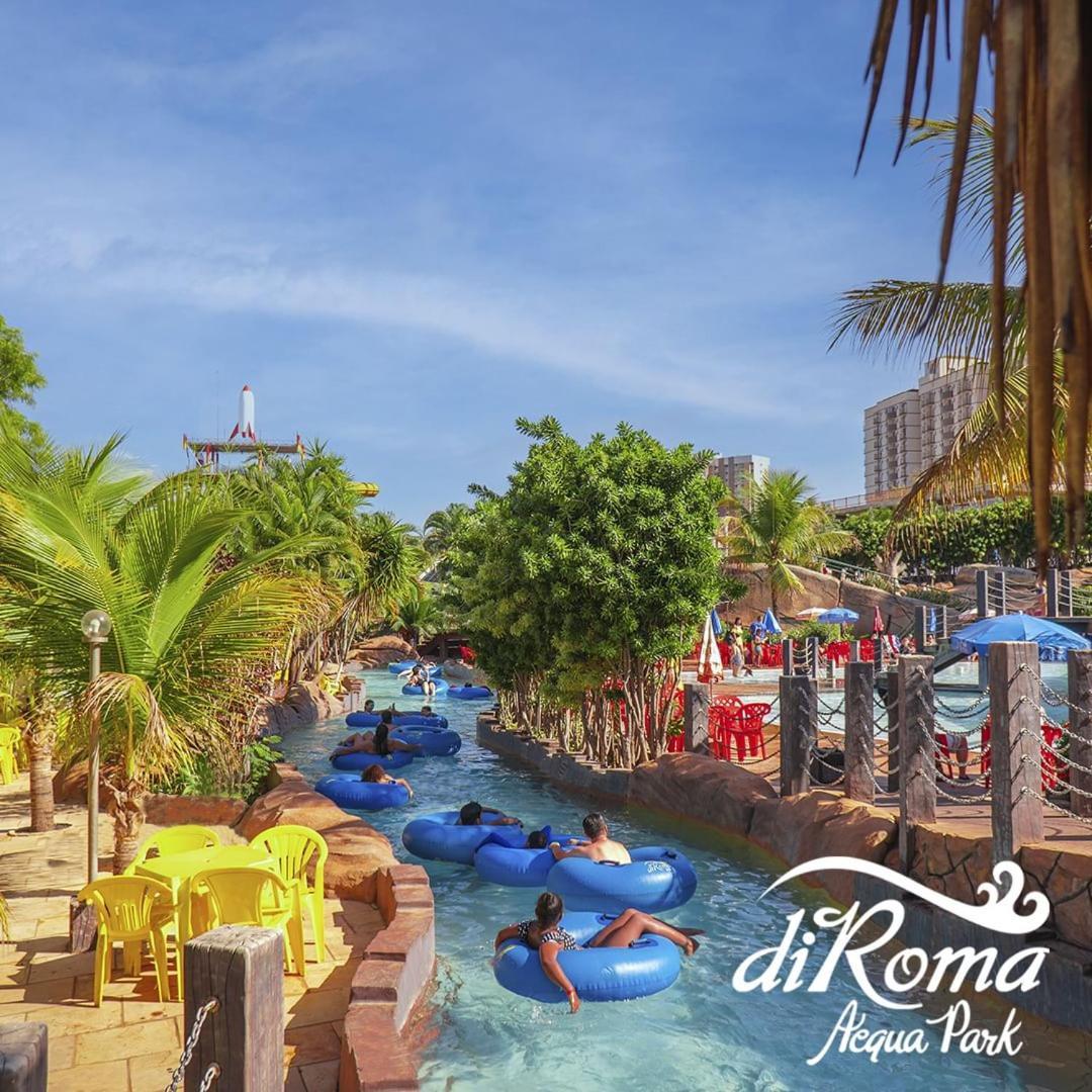 カルダス・ノバス Piazza Diroma Acesso Diroma Acqua Park Gratuito Star Temporadaアパートホテル エクステリア 写真